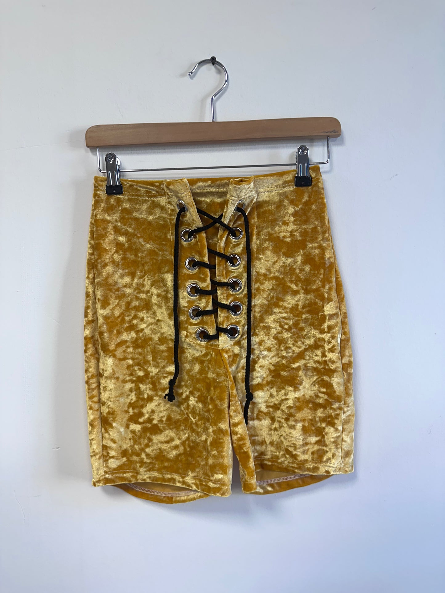 SAMPLE - Stevie Shorts in Mustard (Crushed)